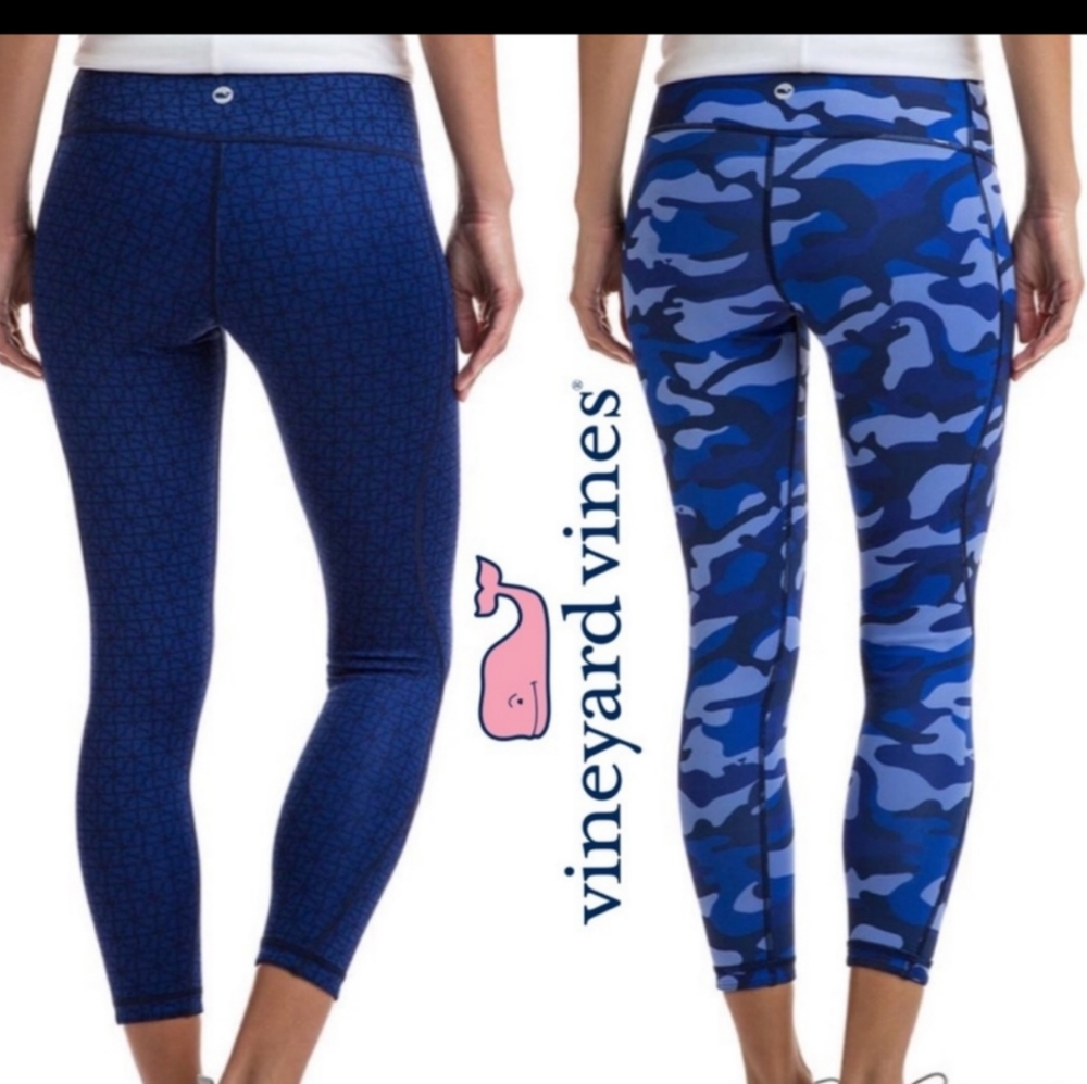 Vineyard Vines reversible performance leggings